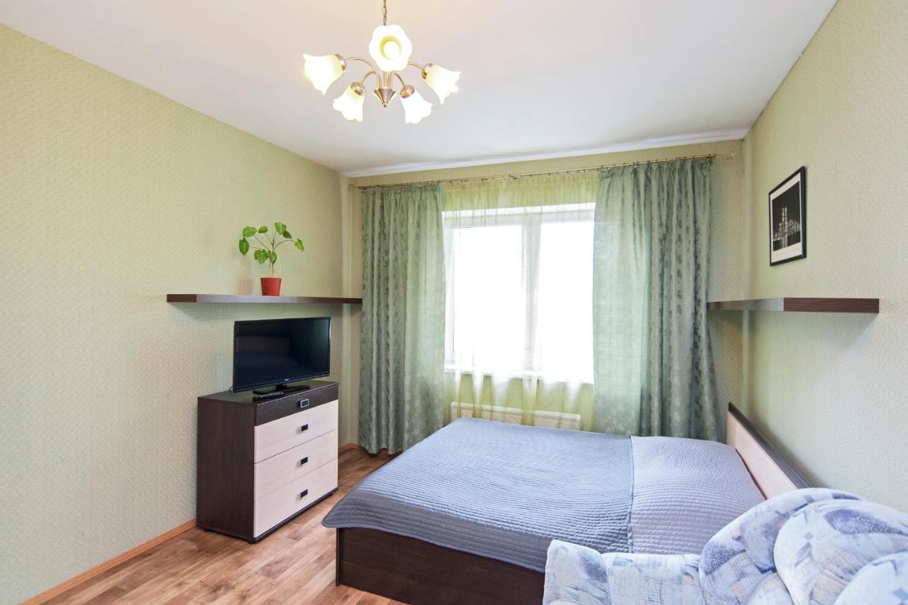 Appartement Arenda Kvartiry V Bazhovskom à Iekaterinbourg Extérieur photo