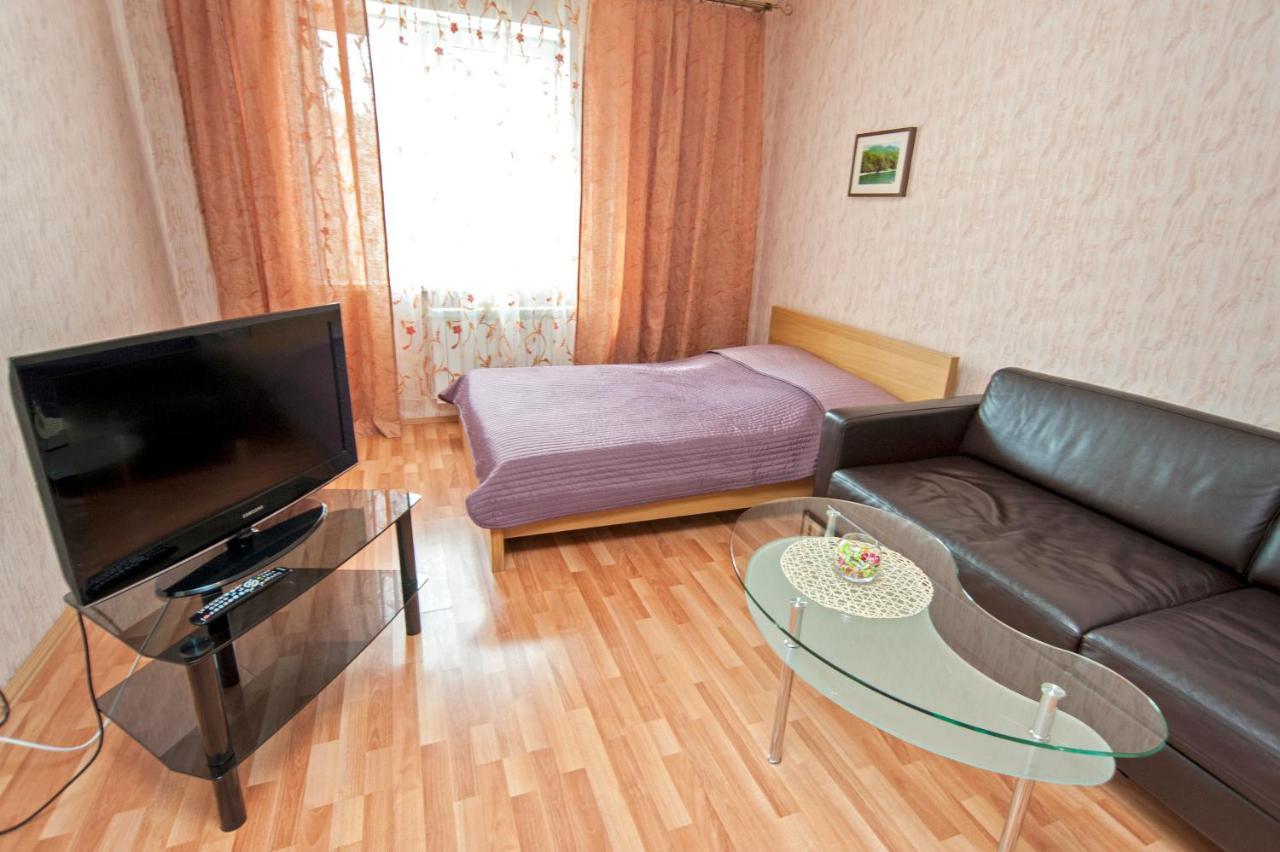 Appartement Arenda Kvartiry V Bazhovskom à Iekaterinbourg Extérieur photo